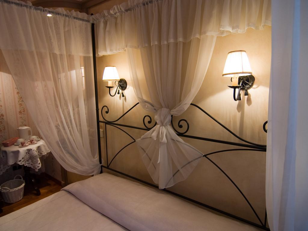 B&B Les Suites Roma Cameră foto